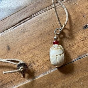 VTG 90s UPCYCLED ME & RO Carved Stone Scarab Pendant Cord Necklace Choker EUC!